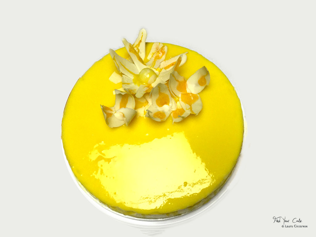 Cheese cake al limone con glassa a specchio