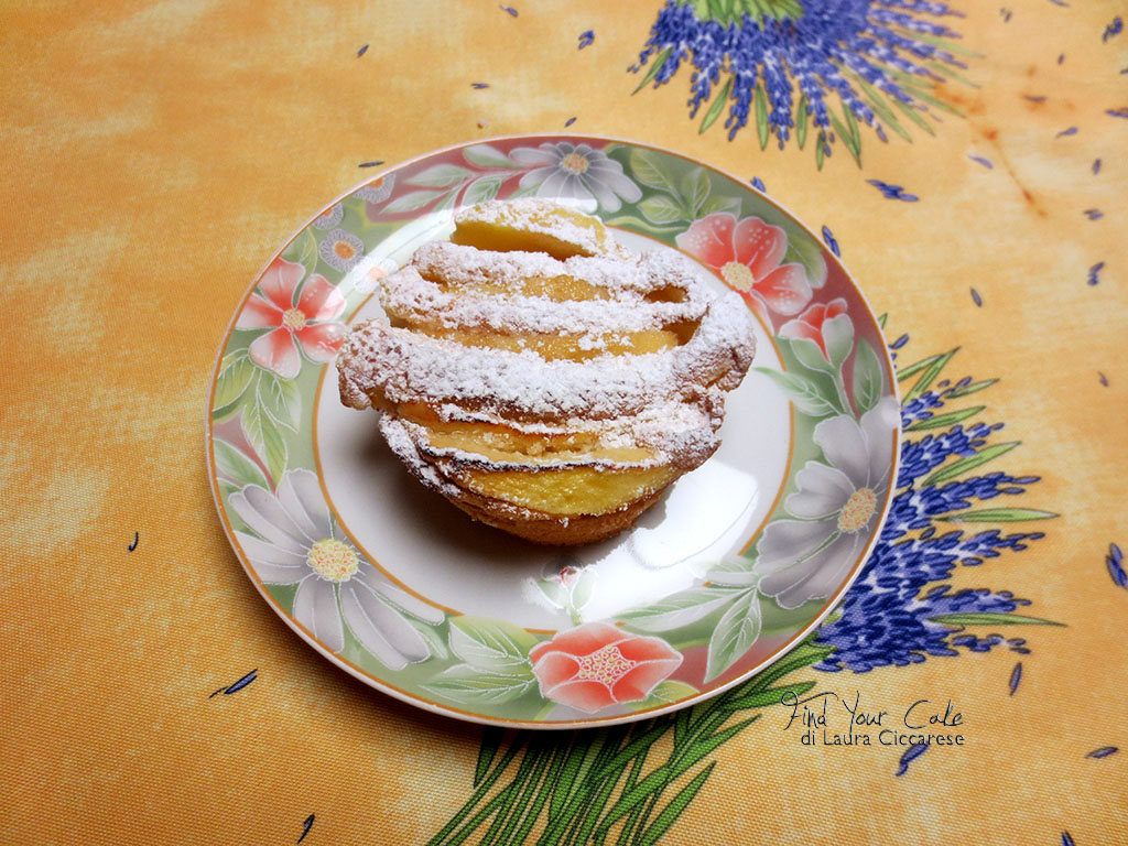 Torta di mele con base ciambella americana anche per intolleranti