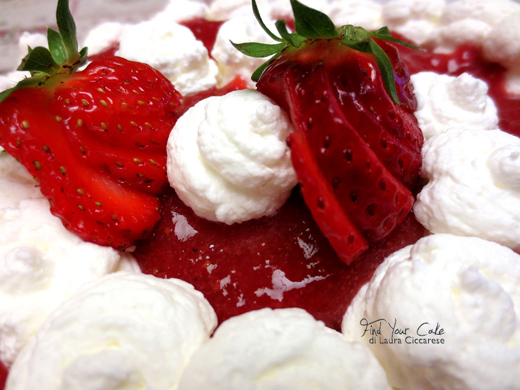 Torta crema panna gelée fragole (10)